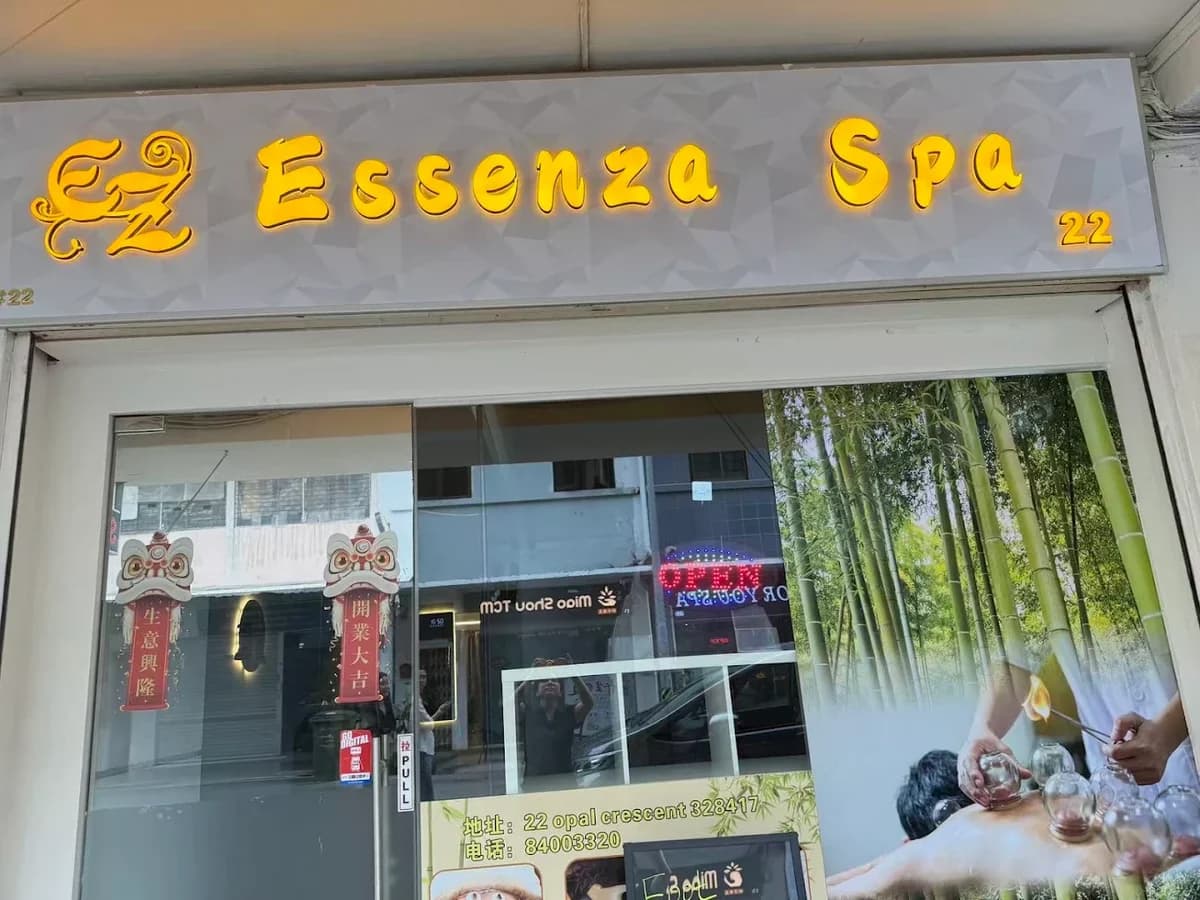 Essenza Spa storefront and entrance at 22 Opal Crescent