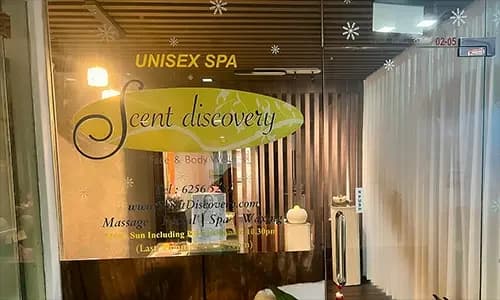Scent Discovery Spa storefront and entrance